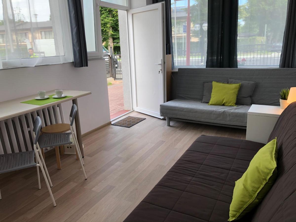 Apartamento Zefir Pokoje Unieście Exterior foto